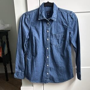 Jcrew factory petite small dark denim button up shirt.